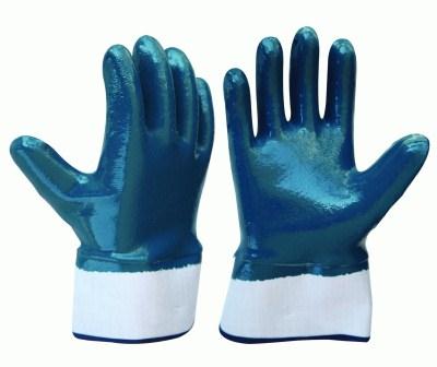 Перчатки нитриловые Защита рук эконом (крага)